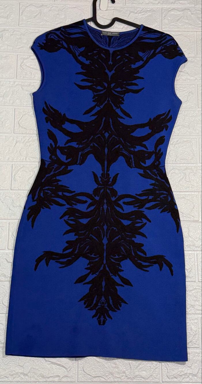 Alexander McQueen Women’s Size Large Blue Black Baroque Jacquard Knit Dress